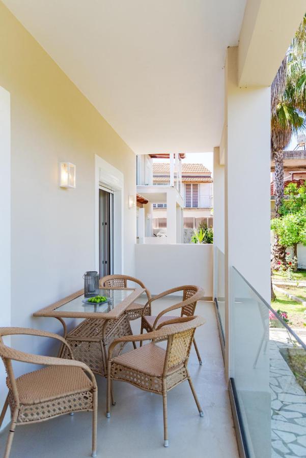 Christa Luxury Apartments Kávos المظهر الخارجي الصورة